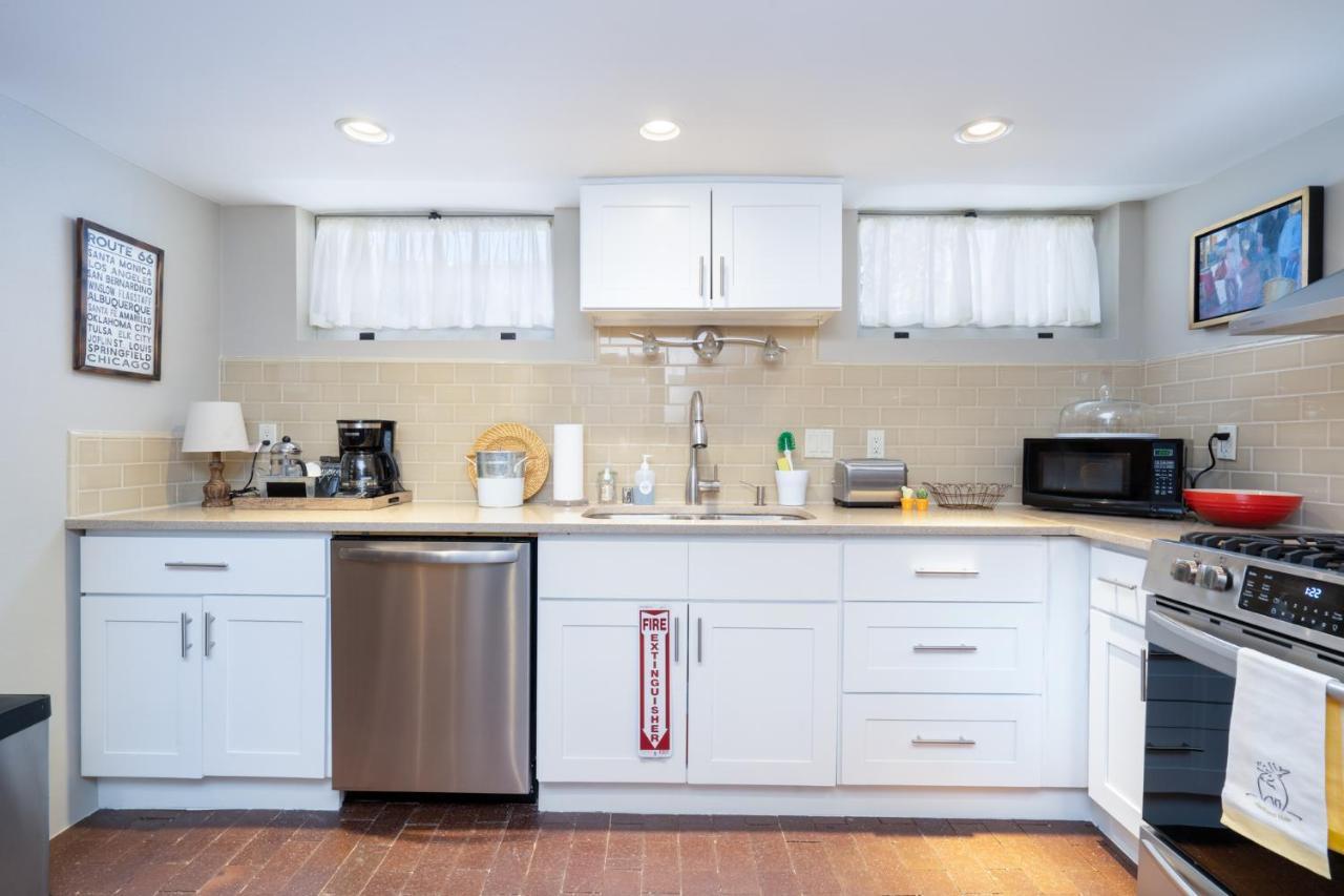 Casa En Canyon, 1 Bedroom, Sleeps 4, Walk To Town Apartment Santa Fe